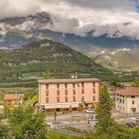 Hotel San Leonardo Vigolo Baselga Exterior photo
